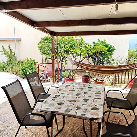Village House With A Nice Garden Stérnai المظهر الخارجي الصورة